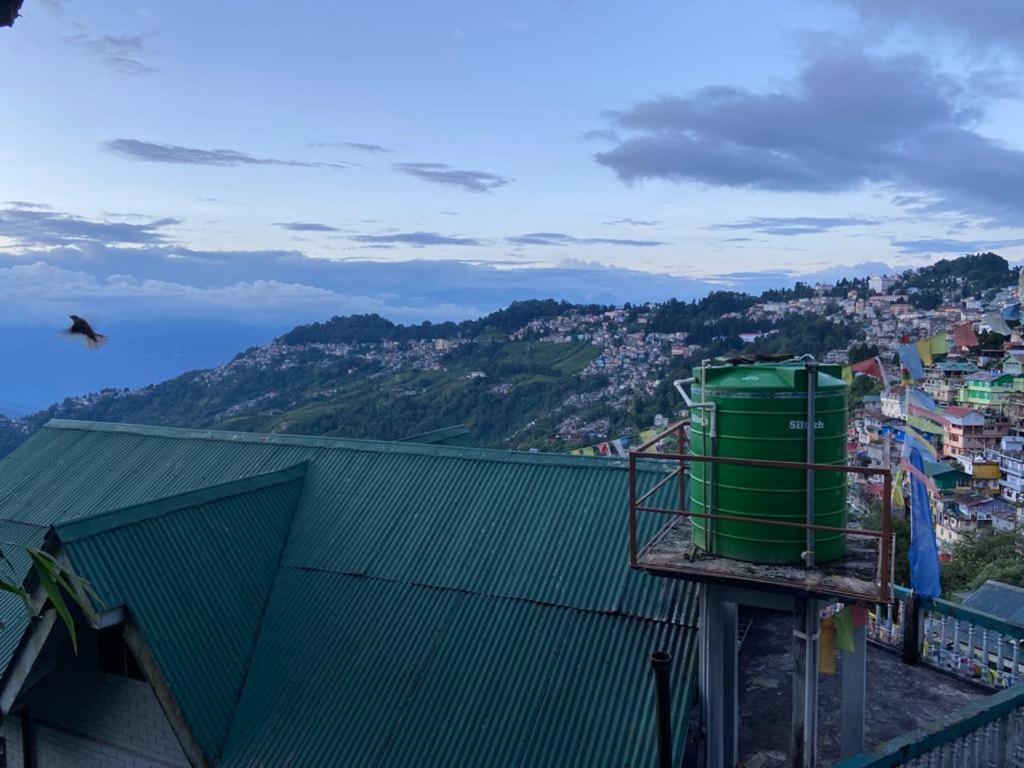 Norbu'S Homestay Дарджилинг Экстерьер фото