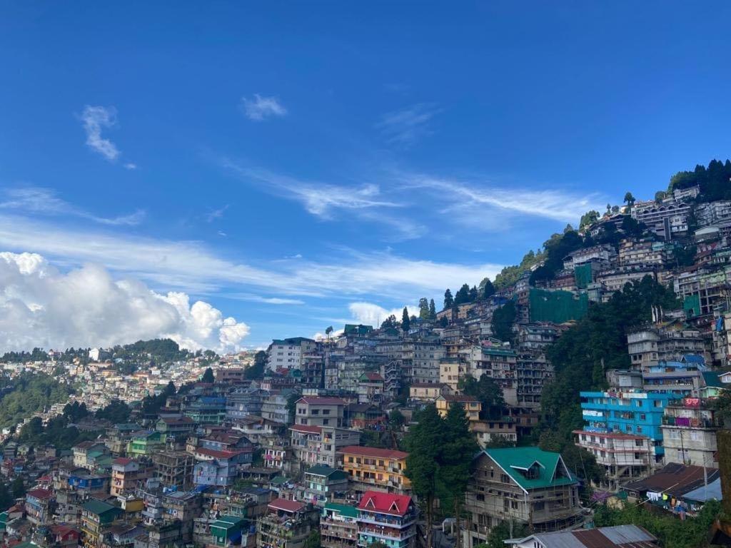 Norbu'S Homestay Дарджилинг Экстерьер фото