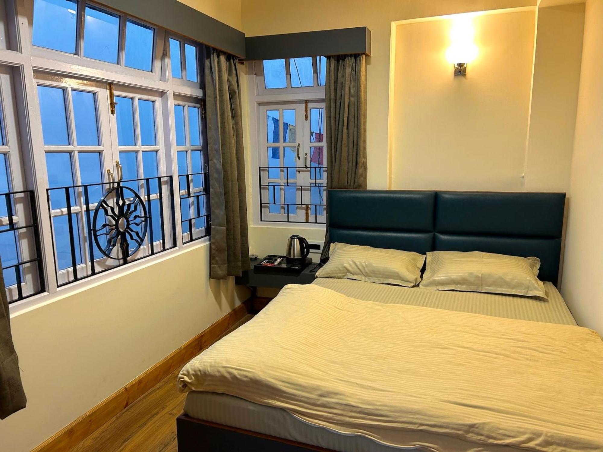 Norbu'S Homestay Дарджилинг Экстерьер фото